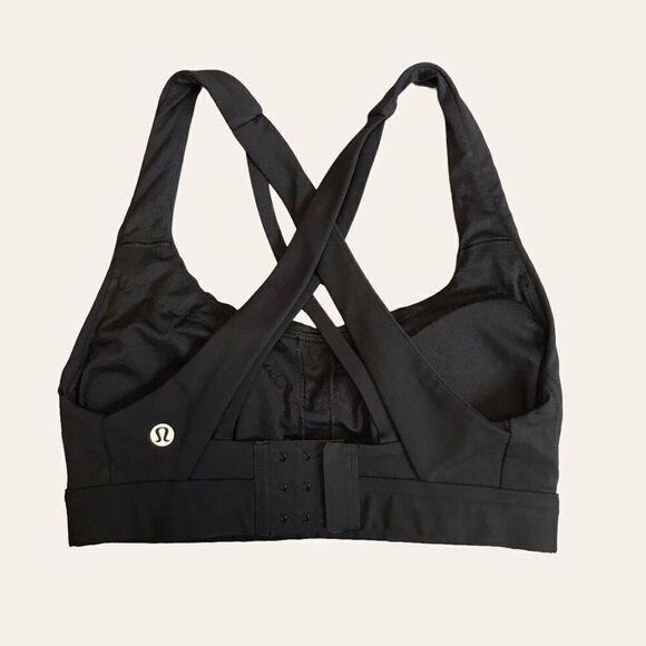 Lululemon Stash it All Bra NWOT size 2 - Picture 2 of 5
